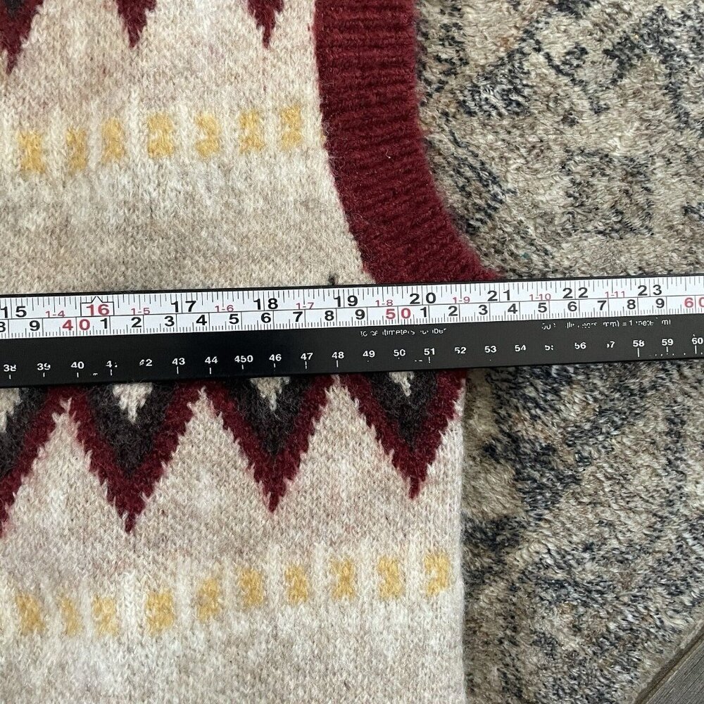 NWT‎ Cider Wave Aztec Sweater Vest Womens S V-Neck Knit Old Money Cabin Academia - Picture 8 of 10